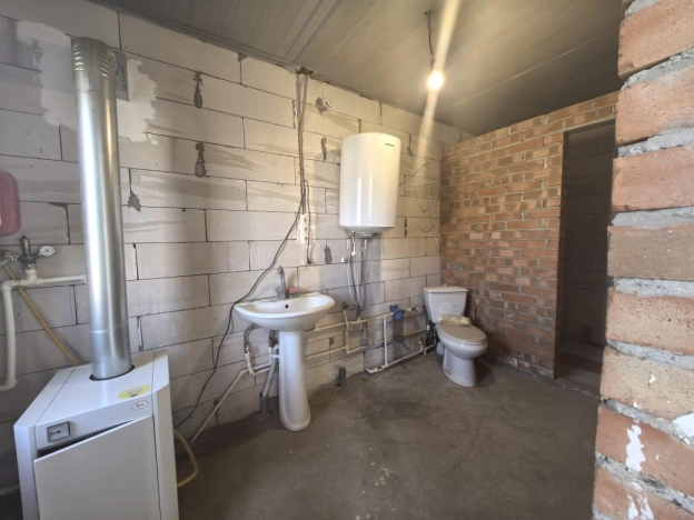 Купить дом в Элисте. Вариант № 3823064, 15, площадь -  квм, цена 4900000 рублей