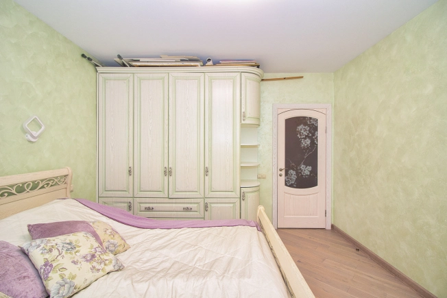 Купить трехкомнатную квартиру на улице Мичурина в Владимире. Вариант № 5057031, 32, площадь -  квм, цена 28000000 рублей