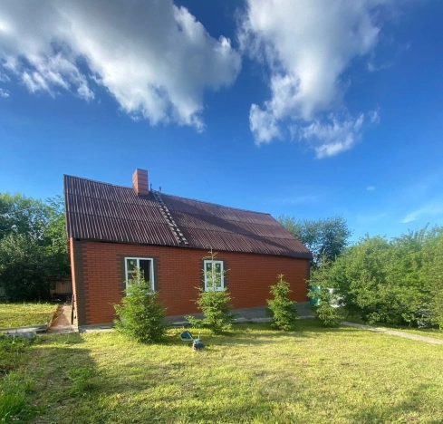 Купить дом на улице Школьный переулок в Тульской области. Вариант № 9306, 0, площадь -  квм, цена 3190000 рублей