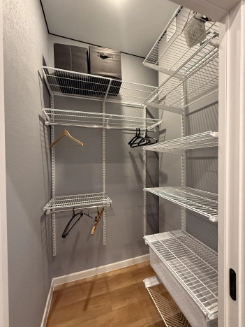 Купить однокомнатную квартиру в районе Советский в Волгограде. Вариант № 2637190, 24, площадь -  квм, цена 6300000 рублей