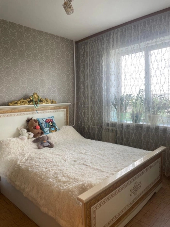 Купить трехкомнатную квартиру в районе Ленинский в Новосибирске. Вариант № 48442, 2, площадь -  квм, цена 6300000 рублей