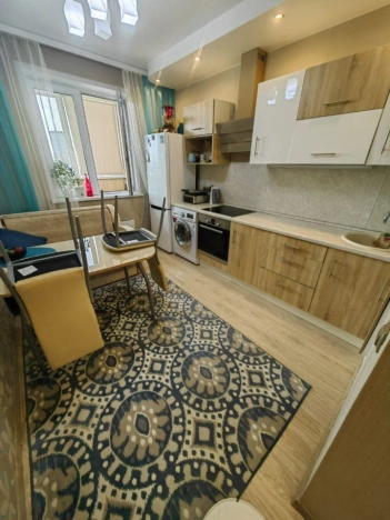 Купить квартиру на улице Кирова в Новосибирске. Вариант № 6968345, 0, площадь -  квм, цена 6810000 рублей