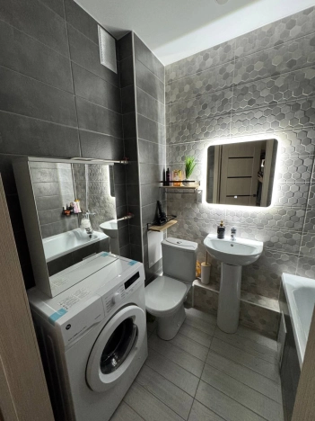 Купить квартиру в Обь. Вариант № 7893178, 4, площадь - квм, цена 4070000 рублей