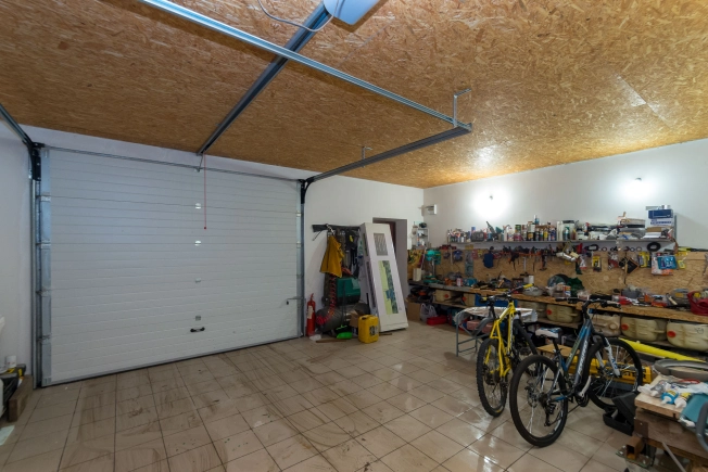 Купить дом на улице Карла Маркса в Тюменской области. Вариант № 1235, 20, площадь -  квм, цена 10000000 рублей