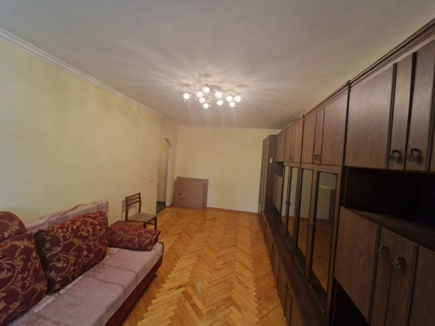 Купить квартиру в Москве. Вариант № 9692743, 4, площадь -  квм, цена 12000000 рублей