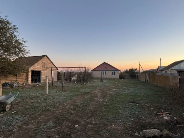 Купить дом в Элисте. Вариант № 6827945, 15, площадь -  квм, цена 2600000 рублей