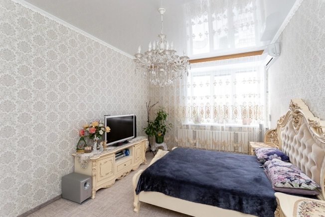 Купить двухкомнатную квартиру на улице Цветочная в Владимирской области. Вариант № 25468, 3, площадь -  квм, цена 6200000 рублей