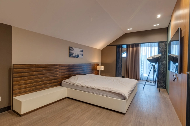 Купить квартиру в Вологодской области. Вариант № 7903724, 19, площадь -  квм, цена 28500000 рублей