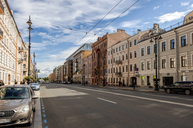 Купить пятикомнатную квартиру в Санкт-Петербурге. Вариант № 3232263, 24, площадь -  квм, цена 33900000 рублей
