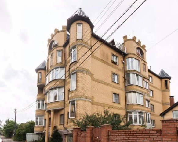 Купить квартиру в Москве. Вариант № 10294905, 1, площадь -  квм, цена 5900000 рублей