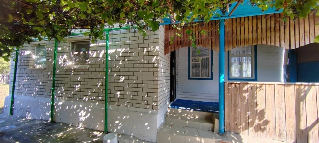 Купить дом в Саратовской области. Вариант № 2535974, 11, площадь - квм, цена 1100000 рублей