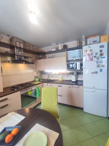 Купить многокомнатную квартиру в Республике Башкортостан. Вариант № 9009078, 7, площадь -  квм, цена 5250000 рублей