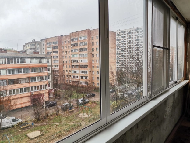 Купить трехкомнатную квартиру в Калуге. Вариант № 3808, 19, площадь -  квм, цена 6300000 рублей