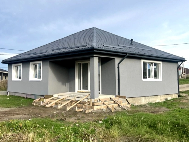 Купить дом на улице Средний переулок в Калининграде. Вариант № 9031347, 19, площадь -  квм, цена 7990000 рублей