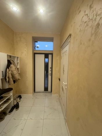 Купить дом в Москве. Вариант № 10283670, 3, площадь -  квм, цена 18539000 рублей