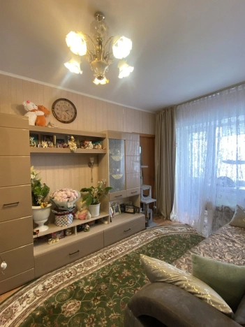 Купить двухкомнатную квартиру на улице Школьная в Калужской области. Вариант № 35061, 0, площадь -  квм, цена 4000000 рублей