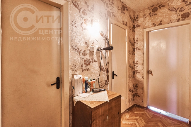 Купить трехкомнатную квартиру в районе Железнодорожный в Воронеже. Вариант № 42970, 15, площадь -  квм, цена 6100000 рублей