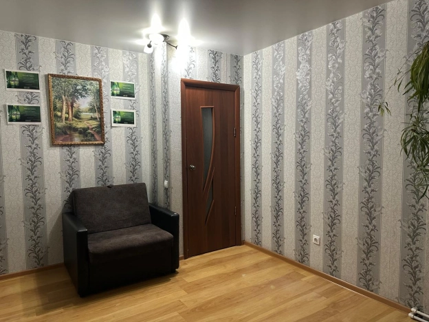 Купить квартиру на улице Горького в Иркутске. Вариант № 8901059, 6, площадь -  квм, цена 5300000 рублей