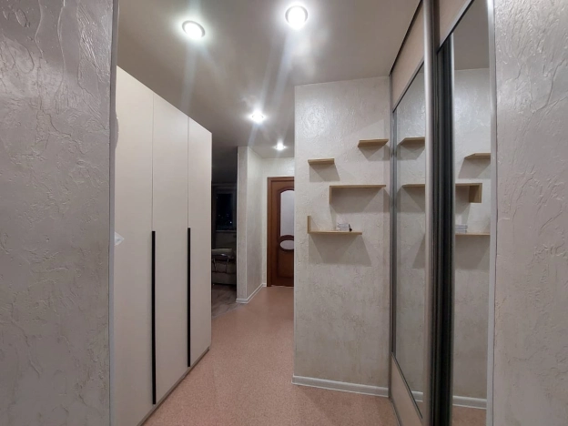 Купить однокомнатную квартиру в Амурской области. Вариант № 7760061, 5, площадь -  квм, цена 5500000 рублей