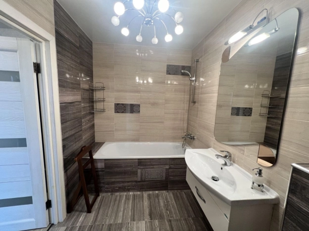 Купить однокомнатную квартиру на улице 8 Марта в Люберцах. Вариант № 9262628, 8, площадь -  квм, цена 10990000 рублей