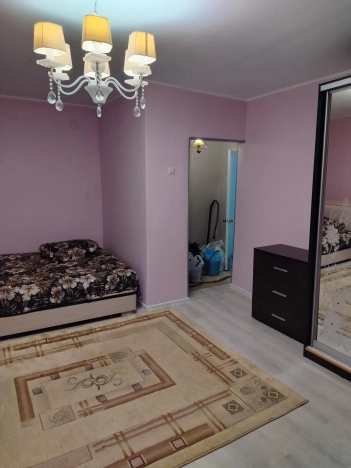 Снять квартиру в Тобольске. Вариант № 9675265, 8, площадь -  квм, цена 30000 рублей