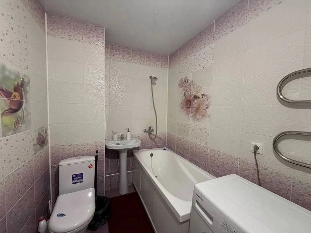 Купить квартиру в Улан-Удэ. Вариант № 10383344, 8, площадь -  квм, цена 6400000 рублей