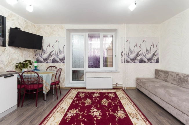 Купить квартиру в Тобольске. Вариант № 2484592, 5, площадь -  квм, цена 3800000 рублей