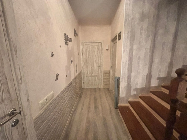 Купить дом в Москве. Вариант № 9223396, 25, площадь -  квм, цена 20000000 рублей