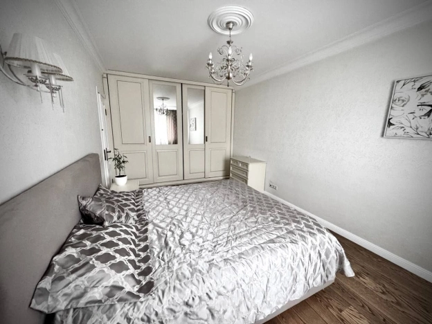 Купить квартиру в Москве. Вариант № 9971049, 23, площадь -  квм, цена 46900000 рублей