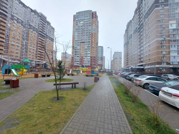 Снять однокомнатную квартиру в Микрорайоне 29-й в Липецке. Вариант № 10441791, 29, площадь -  квм, цена 24000 рублей