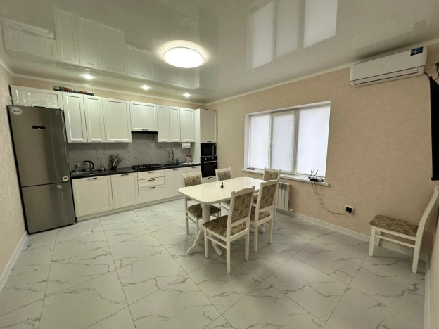 Купить дом на улице Мечникова в Элисте. Вариант № 20740, 0, площадь -  квм, цена 8650000 рублей