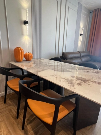 Купить двухкомнатную квартиру на улице Солодунова в Вологде. Вариант № 51397, 0, площадь -  квм, цена 14000000 рублей