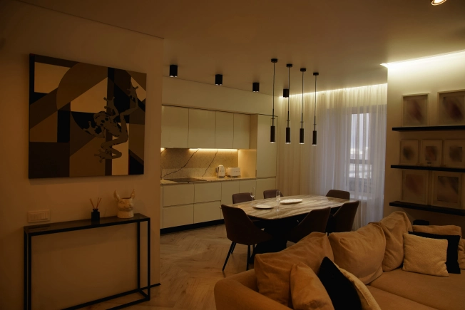 Купить четырехкомнатную квартиру на улице Мира в Новосибирской области. Вариант № 4156069, 9, площадь -  квм, цена 30000000 рублей