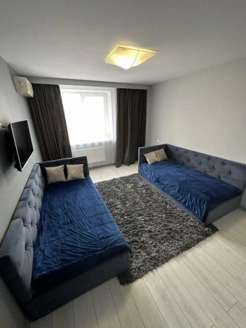 Купить квартиру на улице Университетский проспект в Волгограде. Вариант № 10337340, 13, площадь -  квм, цена 25500000 рублей