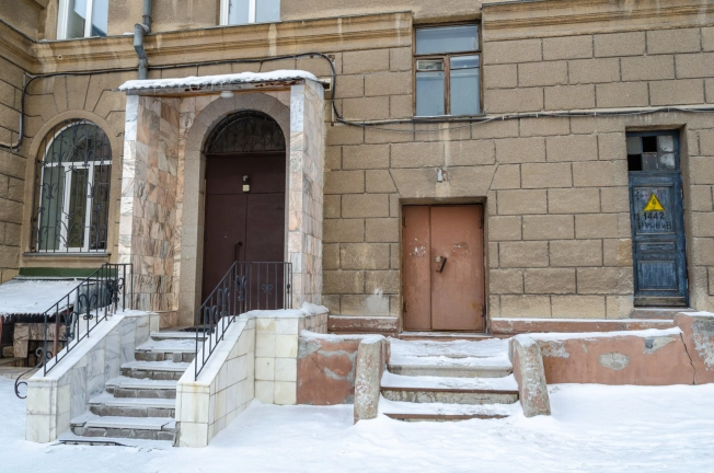 Купить трехкомнатную квартиру у метро Октябрьская в Новосибирске. Вариант № 420251, 36, площадь -  квм, цена 11000000 рублей