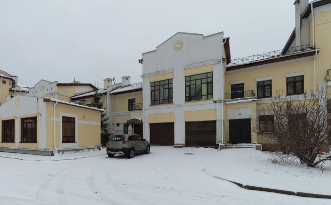 Снять квартиру в Тобольске. Вариант № 1215, 5, площадь -  квм, цена 200000 рублей