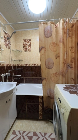 Купить трехкомнатную квартиру в Омске. Вариант № 2813611, 22, площадь -  квм, цена 6490000 рублей