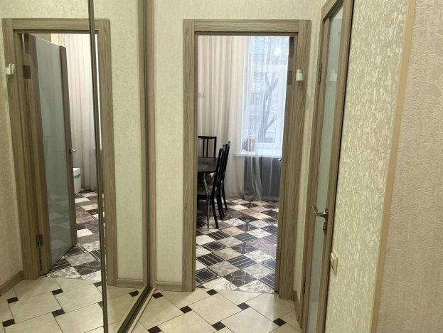 Купить квартиру в Москве. Вариант № 8984286, 6, площадь - квм, цена 18490000 рублей