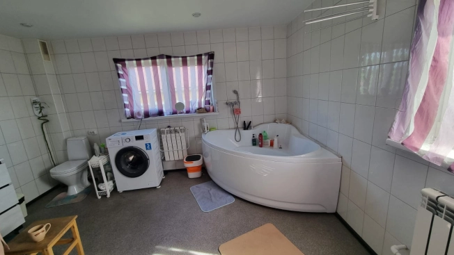 Купить дом в районе Калининский в Новосибирске. Вариант № 46809, 16, площадь -  квм, цена 14200000 рублей