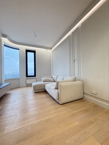 Купить квартиру в Москве. Вариант № 10247183, 15, площадь -  квм, цена 32000000 рублей