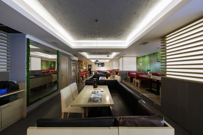 Снять коммерческую недвижимость в Калининграде. Вариант № 10077538, 6, площадь -  квм, цена 148000 рублей