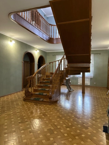 Купить дом в Москве. Вариант № 6266913, 6, площадь -  квм, цена 95000000 рублей