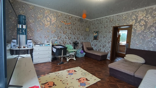 Купить дом на улице Совхозная в Тюменской области. Вариант № 60693, 29, площадь -  квм, цена 8600000 рублей