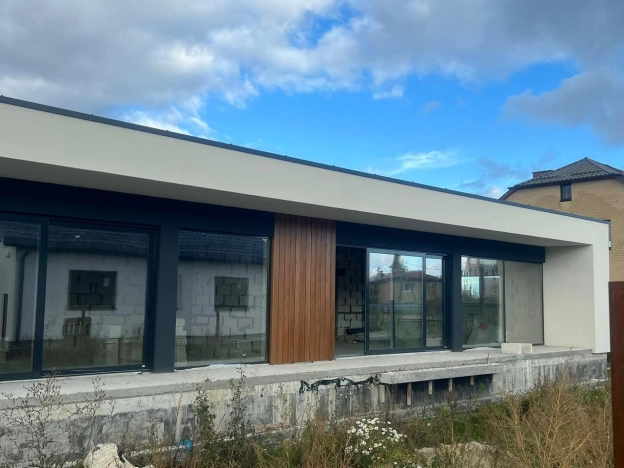 Купить дом в Зеленоградске. Вариант № 2880692, 4, площадь -  квм, цена 17490000 рублей