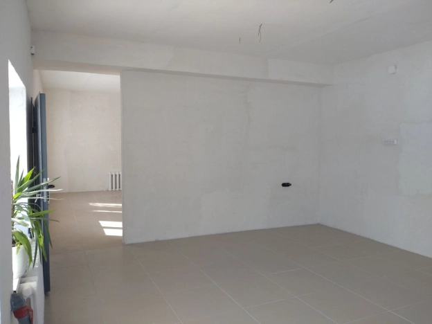 Снять коммерческую недвижимость в Тобольске. Вариант № 34985, 11, площадь -  квм, цена 50000 рублей