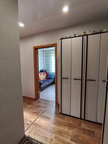 Купить трехкомнатную квартиру на улице Молодёжная в Владимирской области. Вариант № 8694285, 18, площадь -  квм, цена 2300000 рублей