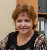 Устинова Инна